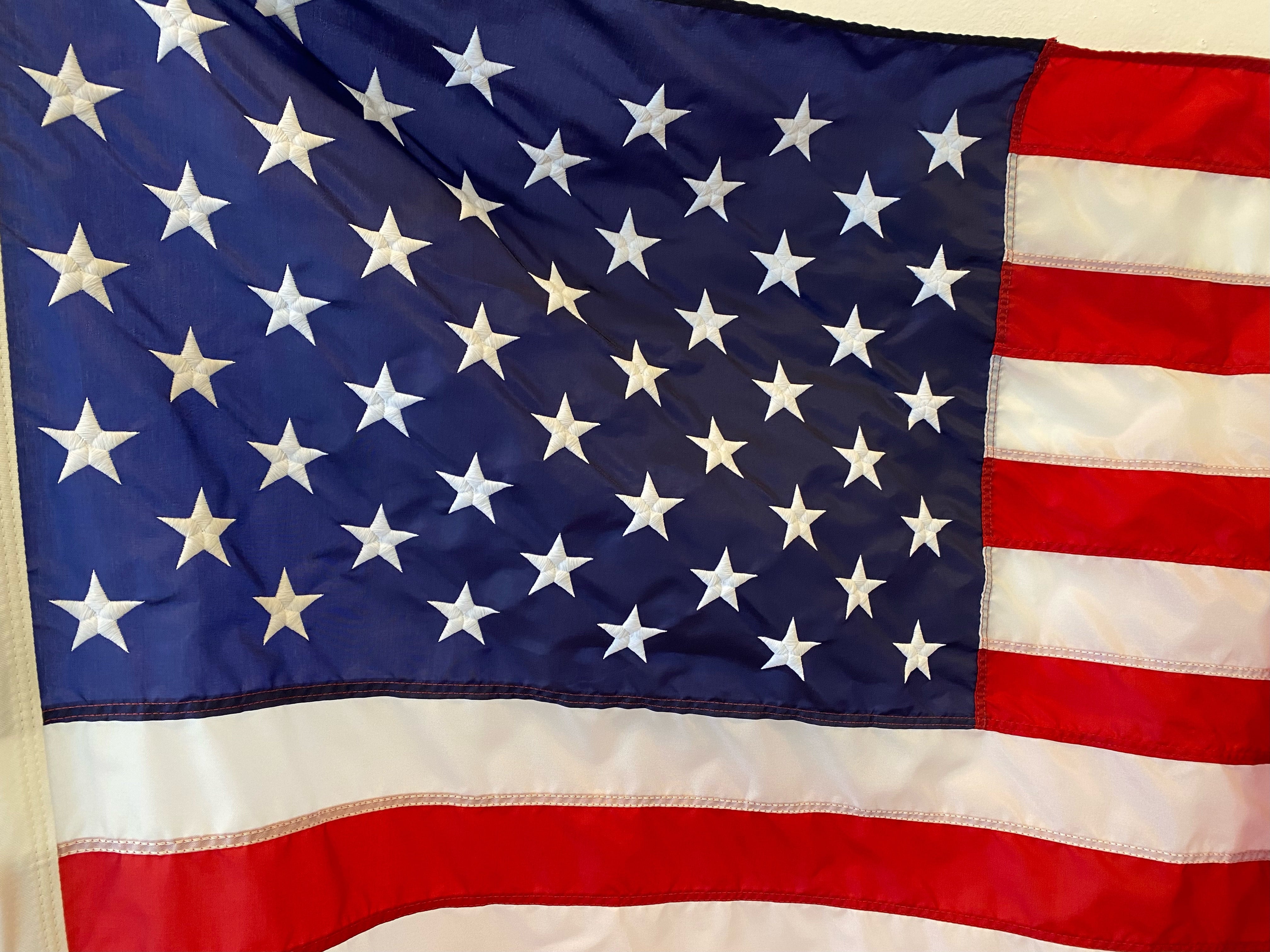 Indoor & Outdoor Flag Decor | Flyrite Tangle Free Flags